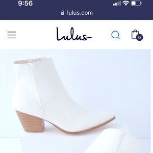 White booties Lulus x Matisse Spirit, snakeskin size 9